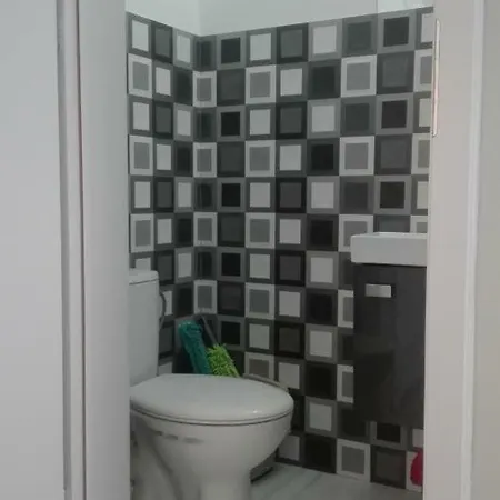 Dom wakacyjny Apartament Jeziorna Dom