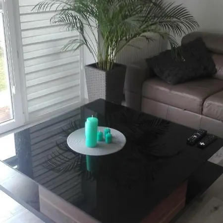Dom wakacyjny Apartament Jeziorna Dom Banino