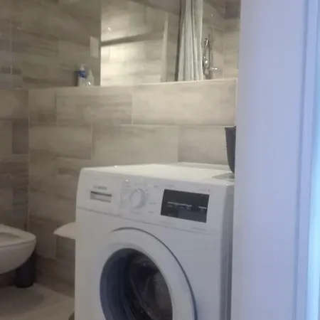 Dom wakacyjny Apartament Jeziorna Dom