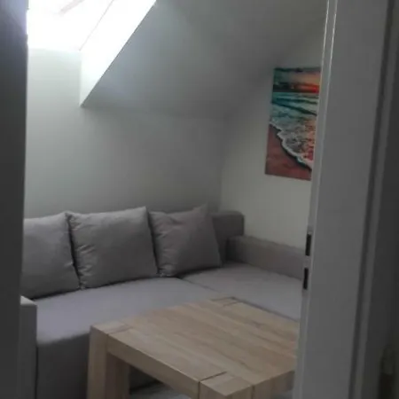 Dom wakacyjny Apartament Jeziorna Dom Banino