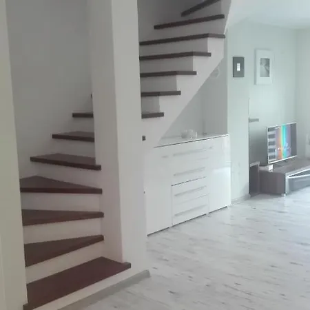 Apartament Jeziorna Dom Dom wakacyjny Banino