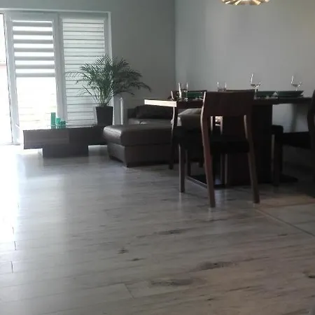 Apartament Jeziorna Dom Dom wakacyjny Banino